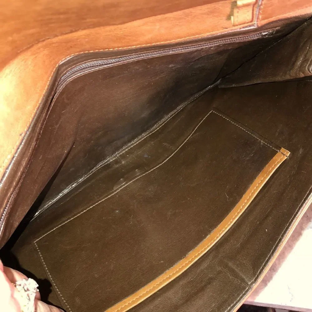 EUC Vintage Italian Cosci Leather LG Clutch Bag